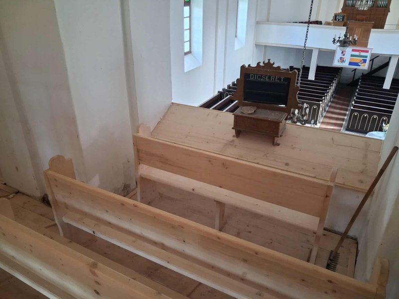 568655386_1925223188063087_8015440812611417286_n