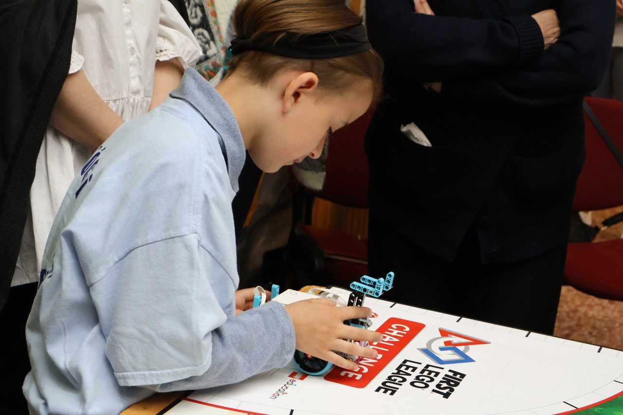 674240832_1577636204364235_1631865294982961428_n