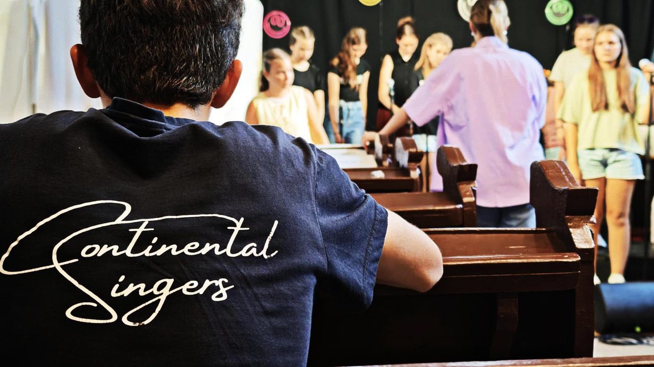Continental Singers 01